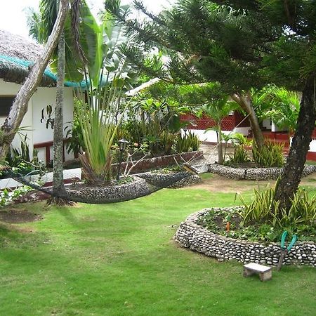 Marina Village Beach Resort Moalboal Bagian luar foto